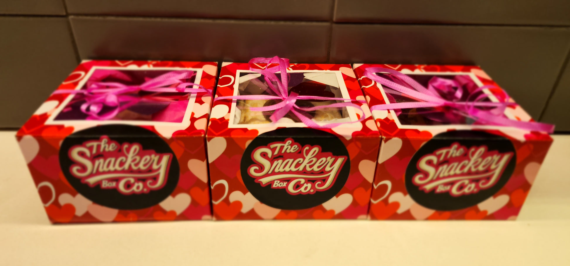 LIMITED EDITION VALENTINES DAY BOX - GOURMET GIANT CRISPY CAKES